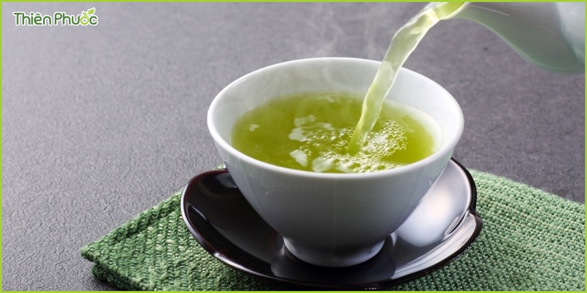 Những lưu ý khi sử dụng trà xanh