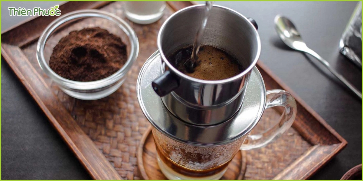 Quy trình pha cà phê phin đúng cách