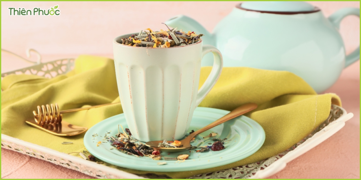 Tác dụng của trà detox trong việc thanh lọc cơ thể